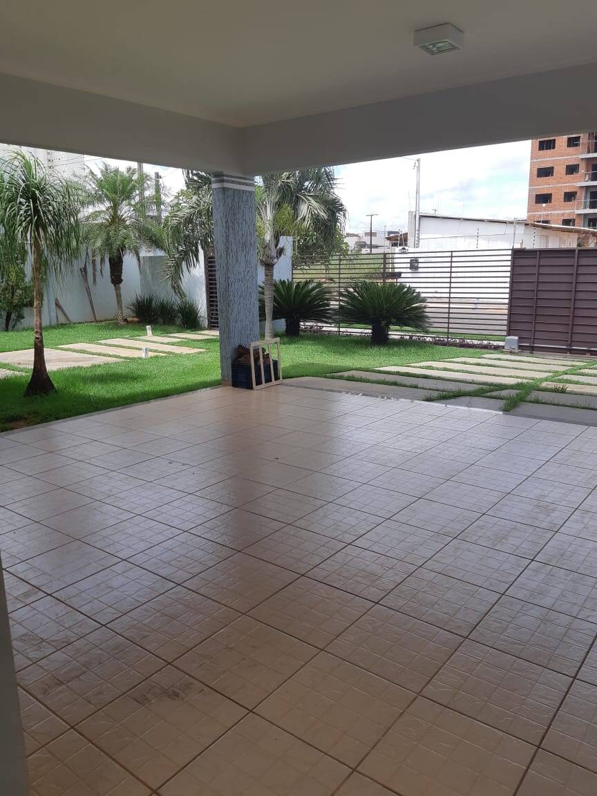 Casa à venda e aluguel com 3 quartos, 600m² - Foto 13