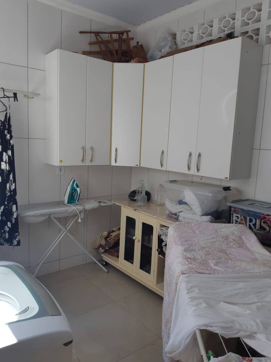 Casa à venda e aluguel com 3 quartos, 600m² - Foto 30