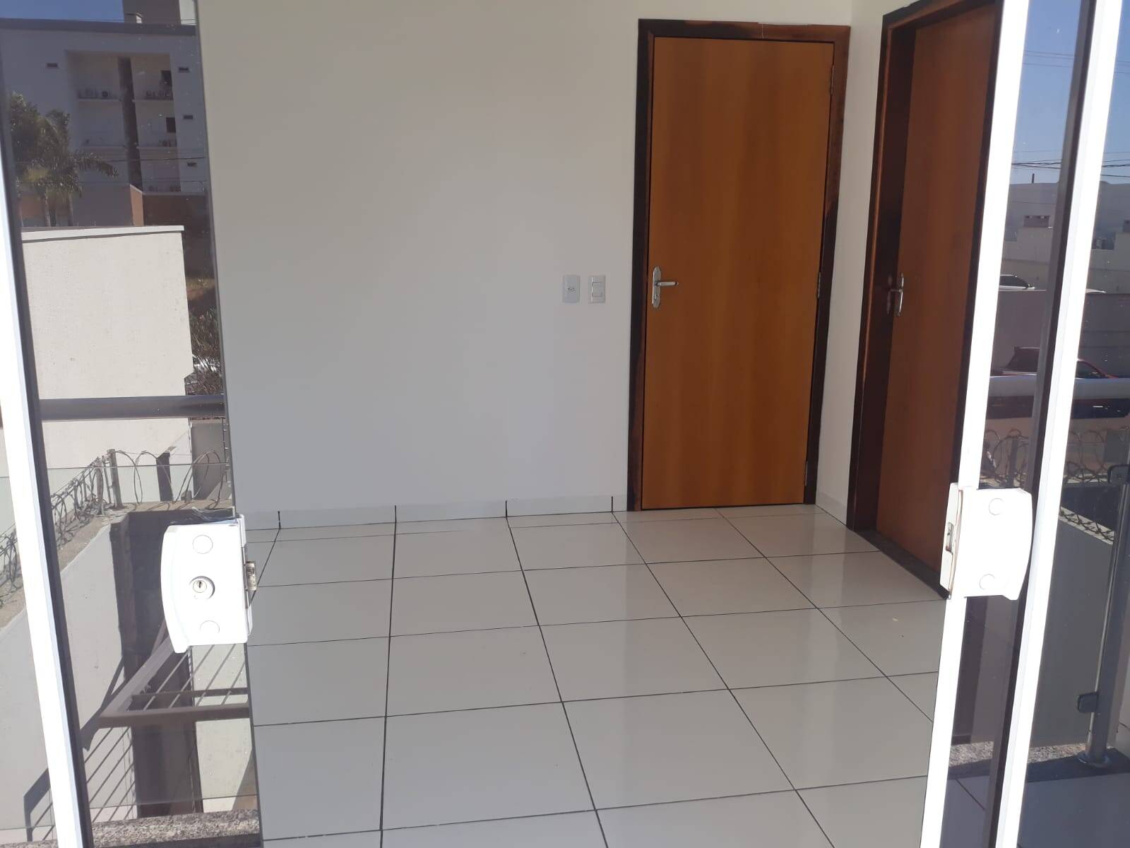 Apartamento à venda com 2 quartos - Foto 2