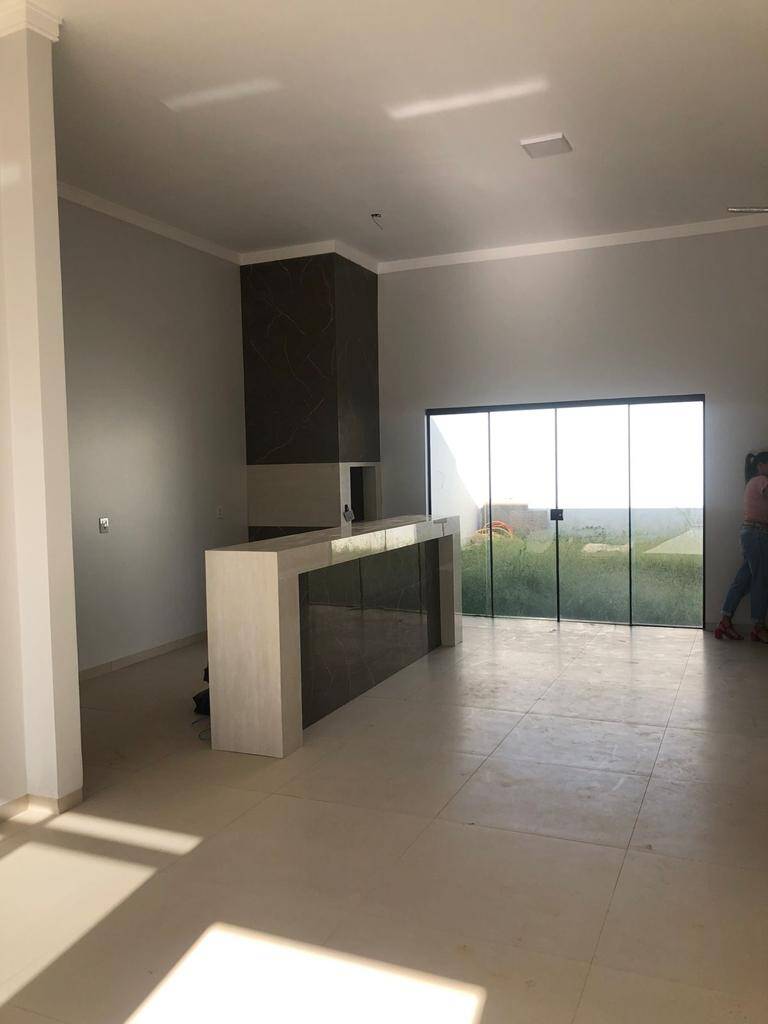 Casa à venda com 3 quartos, 117m² - Foto 3