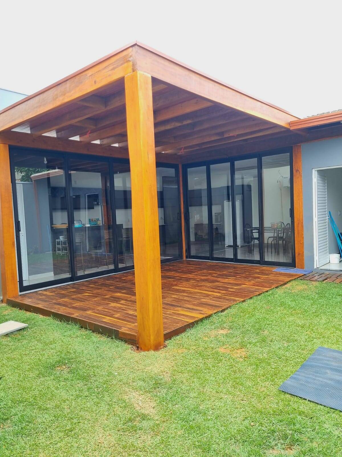 Casa à venda com 2 quartos, 250m² - Foto 19