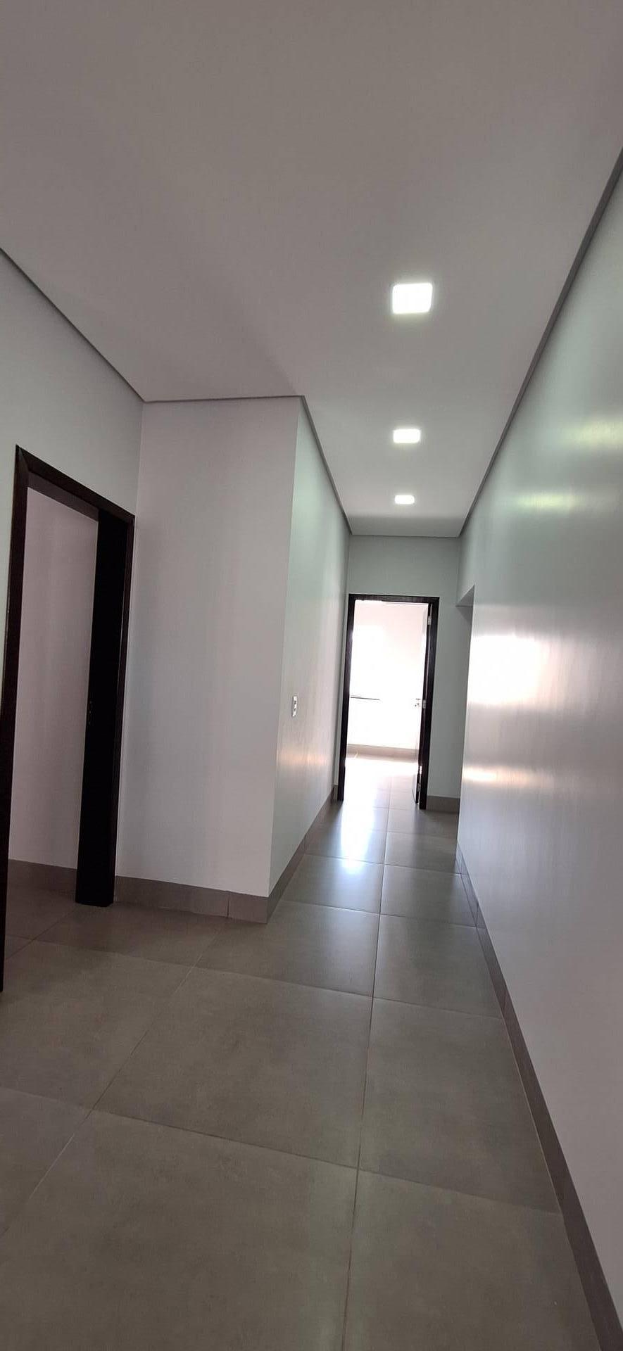 Casa à venda com 3 quartos, 325m² - Foto 23