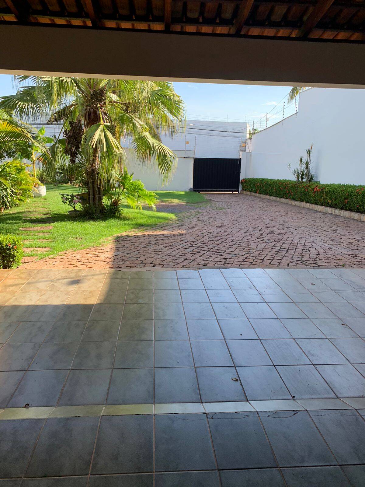 Casa à venda com 8 quartos, 750m² - Foto 15