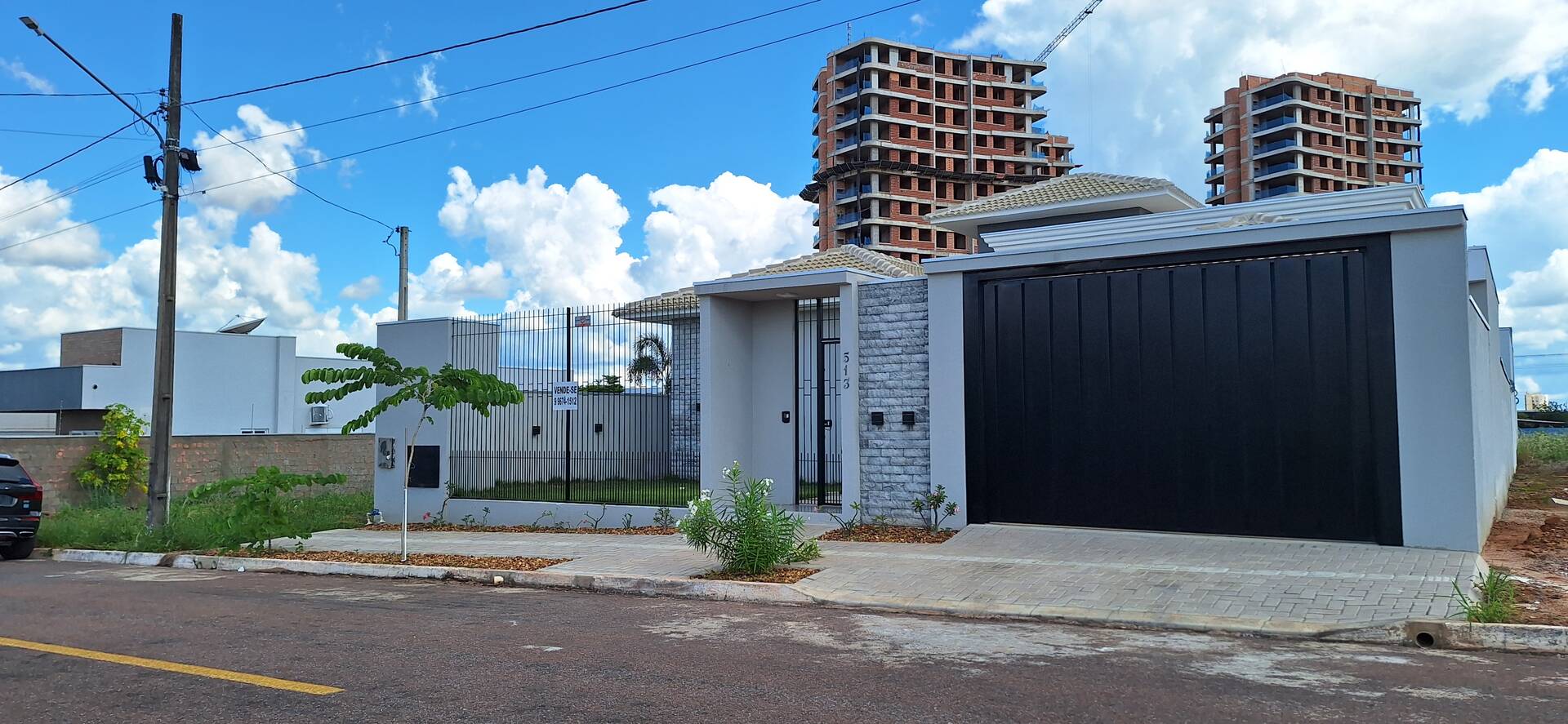 Casa à venda com 3 quartos, 405m² - Foto 2