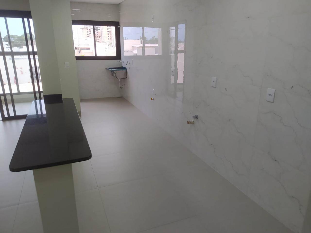 Apartamento à venda com 3 quartos - Foto 8