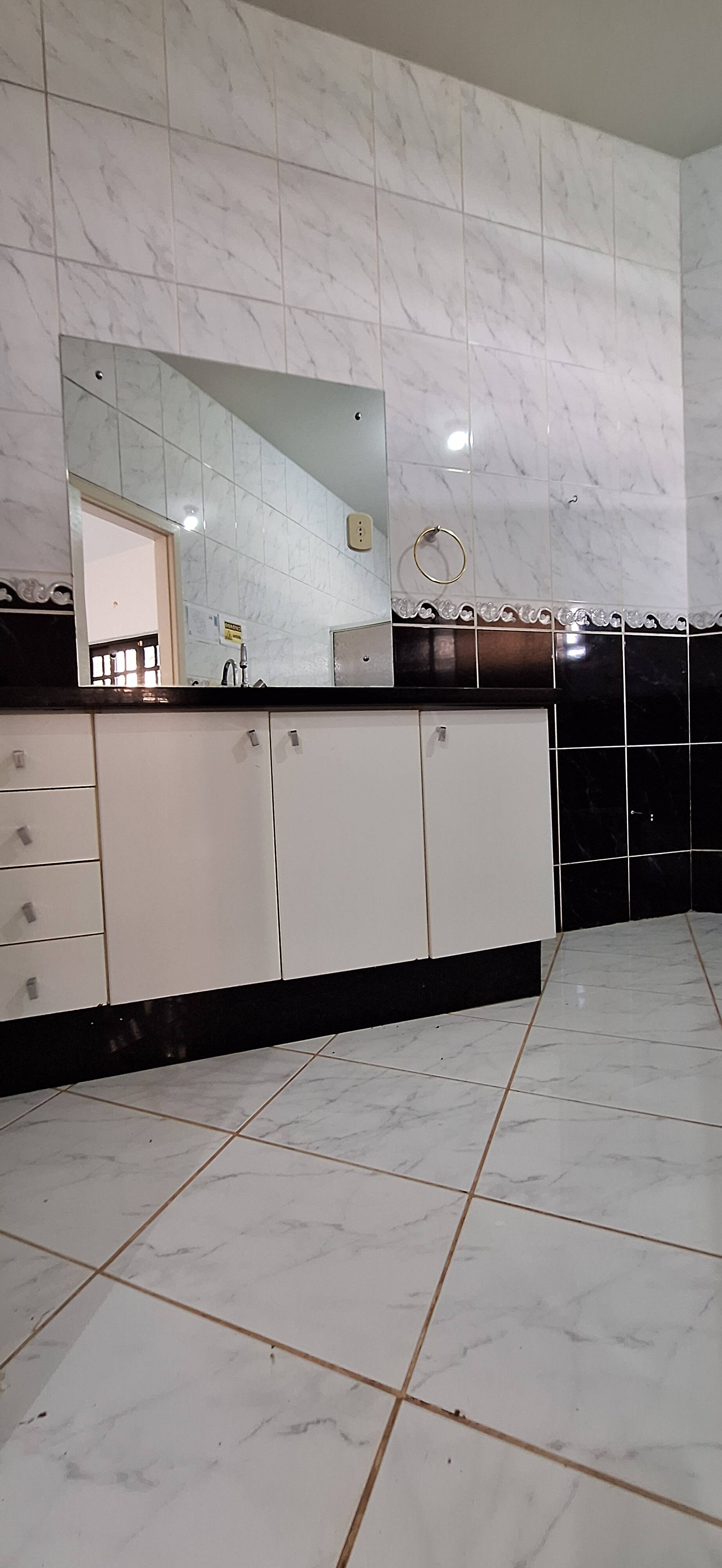 Casa para alugar com 4 quartos, 800m² - Foto 34