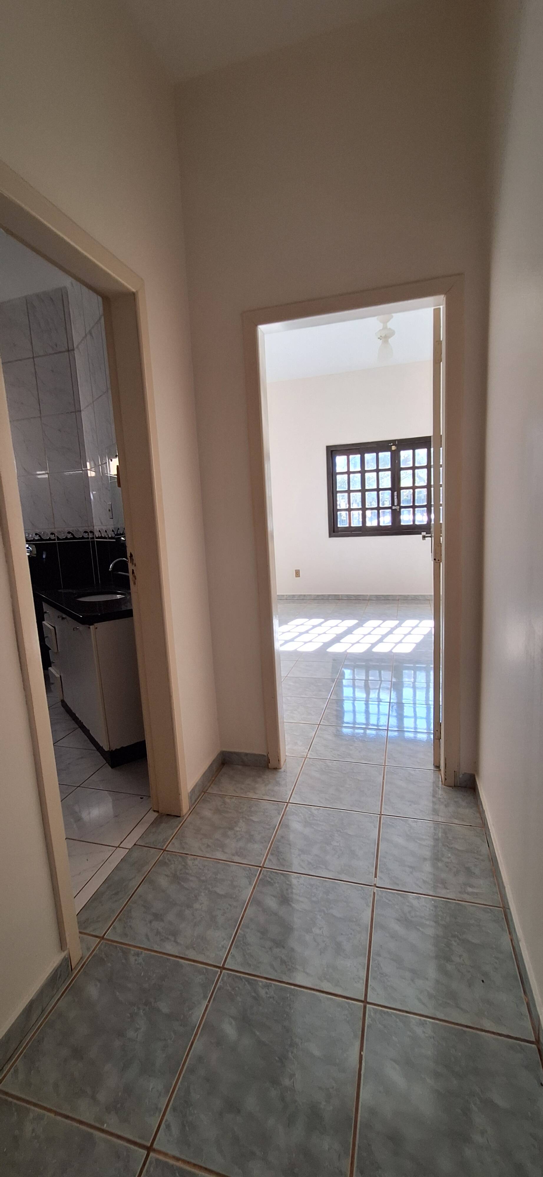 Casa para alugar com 4 quartos, 800m² - Foto 41