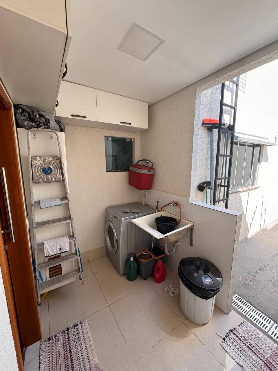 Casa à venda com 2 quartos, 180m² - Foto 4