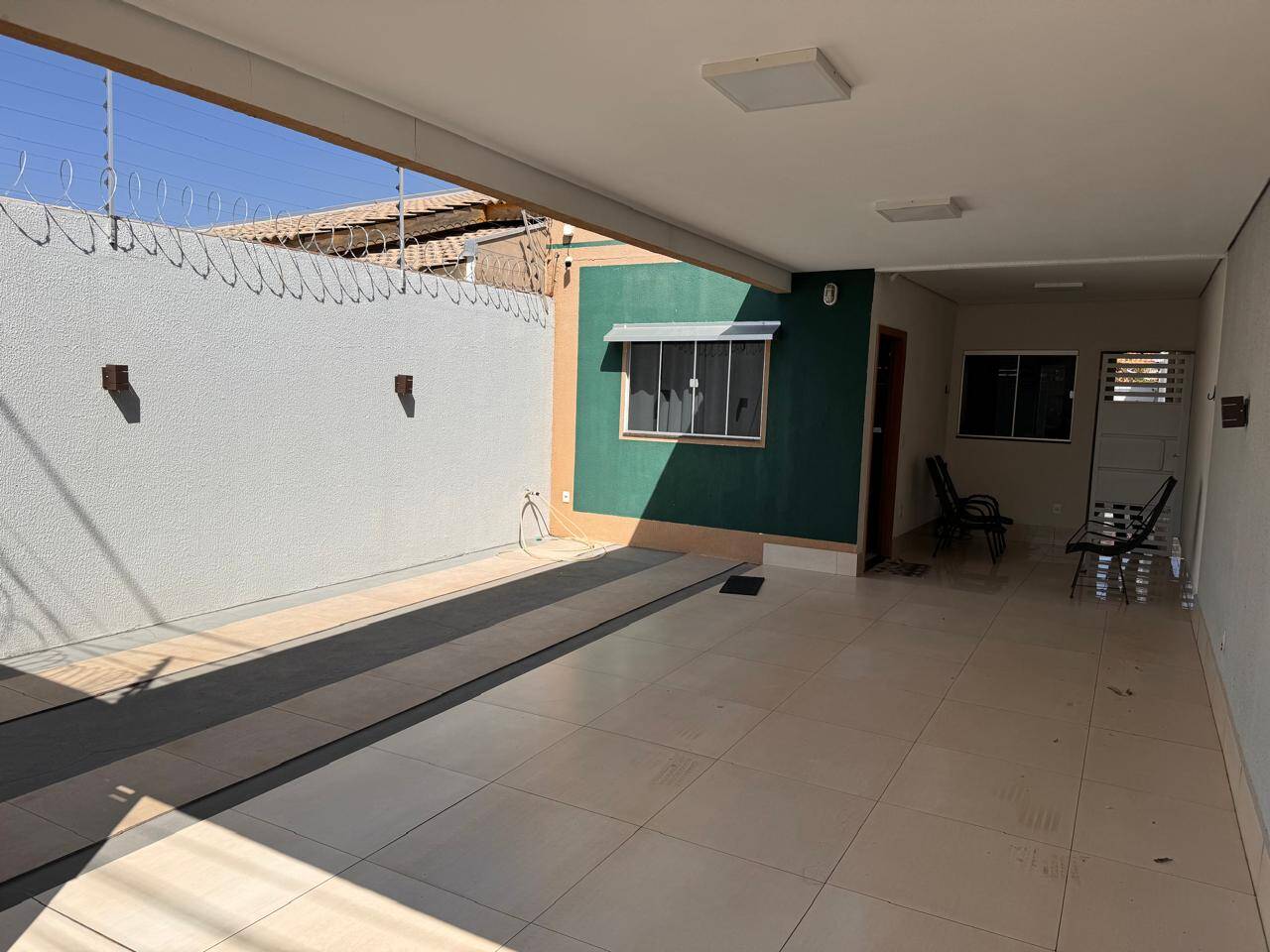 Casa à venda com 2 quartos, 180m² - Foto 13