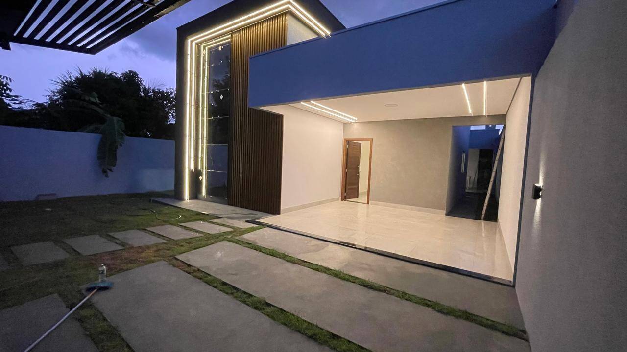 Casa à venda com 3 quartos, 360m² - Foto 4