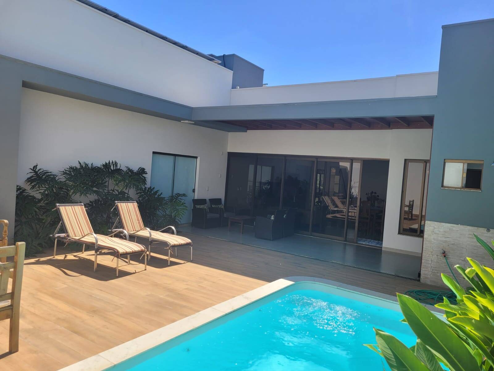 Casa à venda com 3 quartos, 246m² - Foto 9